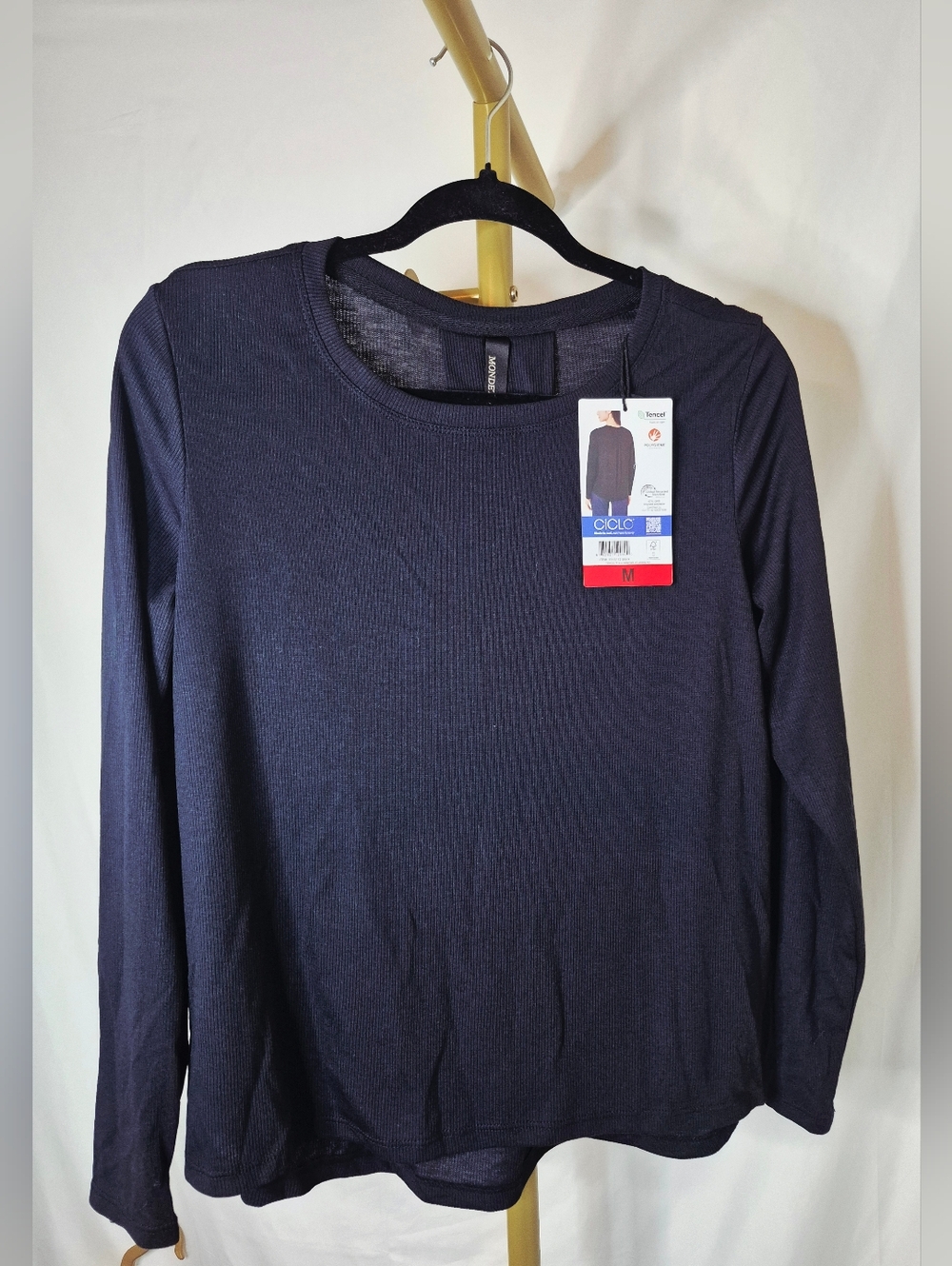 Mondetta Black Ribbed Long Sleeve Top With Detailed Back NWT Sz M